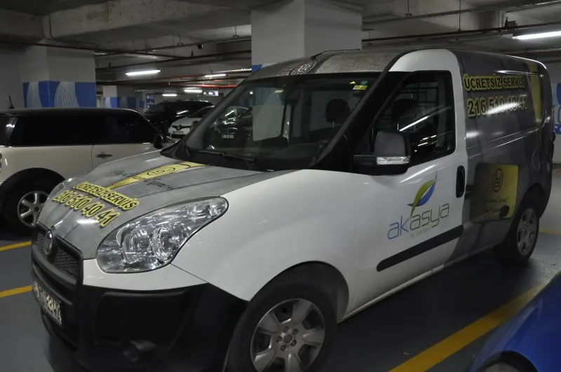 Dry Clean Express servis aracı